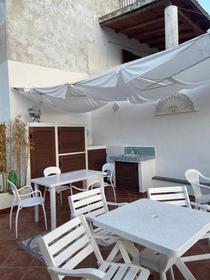 Casa Isabella Loc Turist Br Apartment ลีปารี ภายนอก รูปภาพ