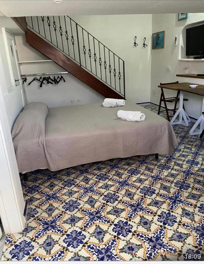Casa Isabella Loc Turist Br Apartment ลีปารี ภายนอก รูปภาพ