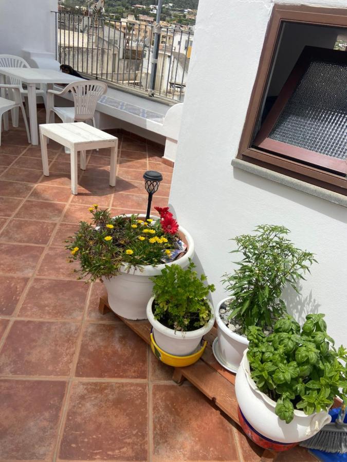 Casa Isabella Loc Turist Br Apartment ลีปารี ภายนอก รูปภาพ
