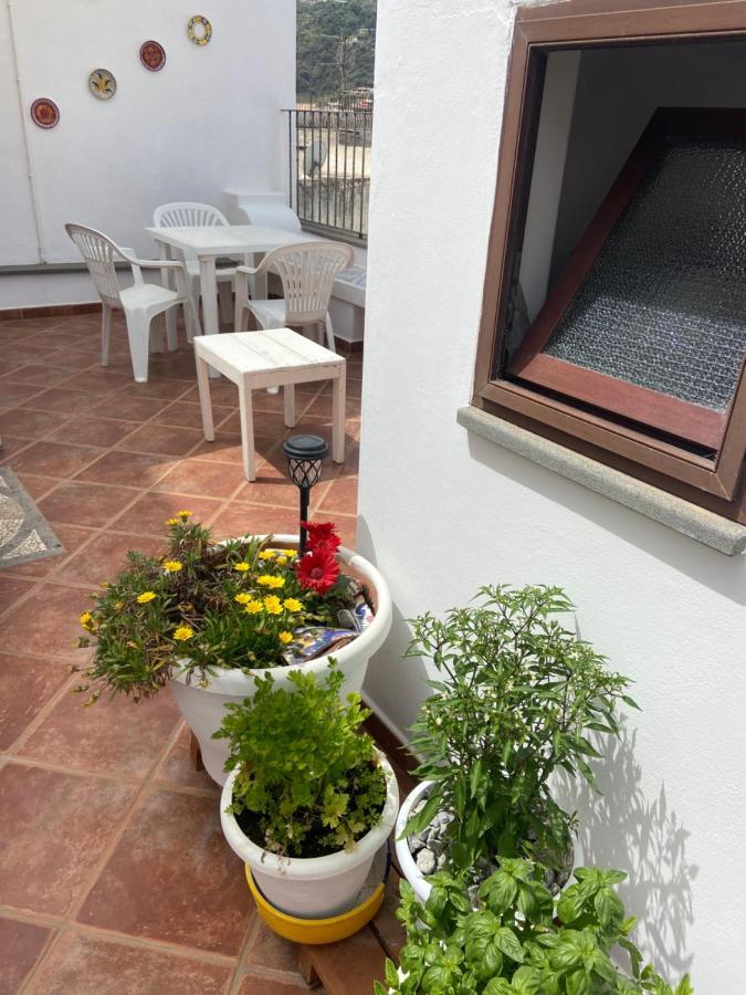 Casa Isabella Loc Turist Br Apartment ลีปารี ภายนอก รูปภาพ