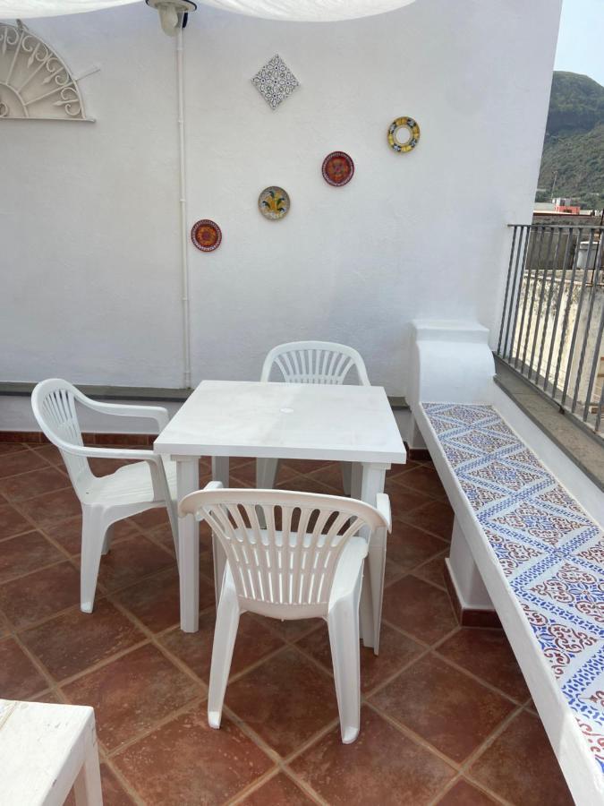 Casa Isabella Loc Turist Br Apartment ลีปารี ภายนอก รูปภาพ
