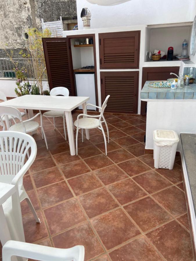 Casa Isabella Loc Turist Br Apartment ลีปารี ภายนอก รูปภาพ