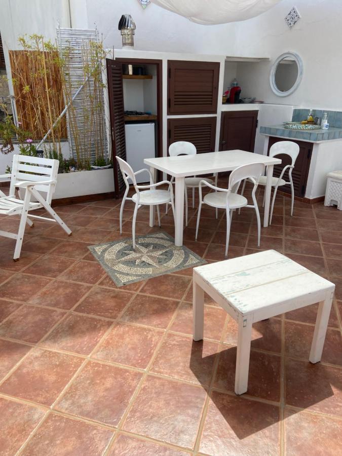 Casa Isabella Loc Turist Br Apartment ลีปารี ภายนอก รูปภาพ